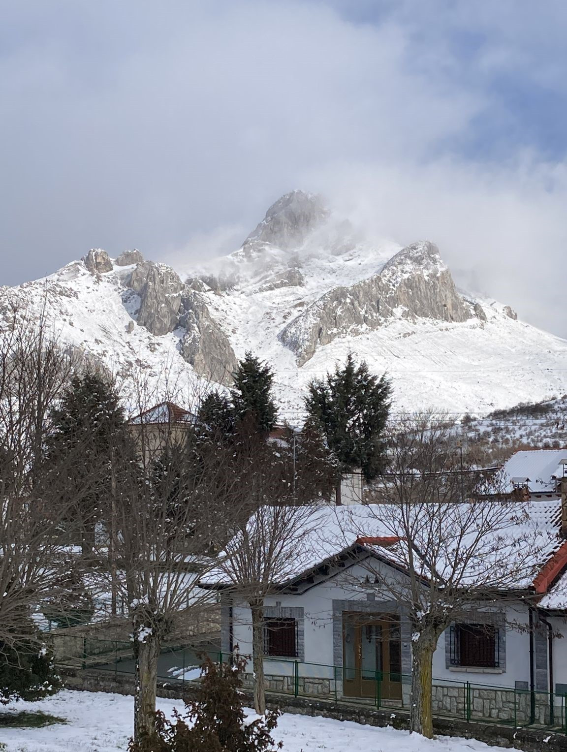 Pico Fontun desde Villamanin