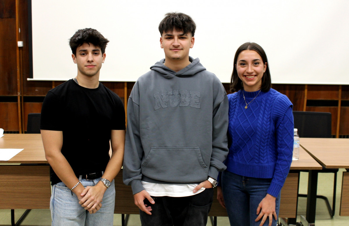 Los tres estudiantes de la ULE premiados por el Banco Santander