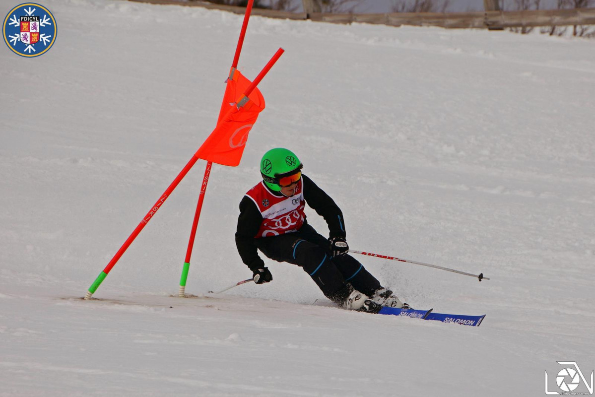 Leones chema blanco campeon cyl esqui alpino Peu00f1anevares Lillo