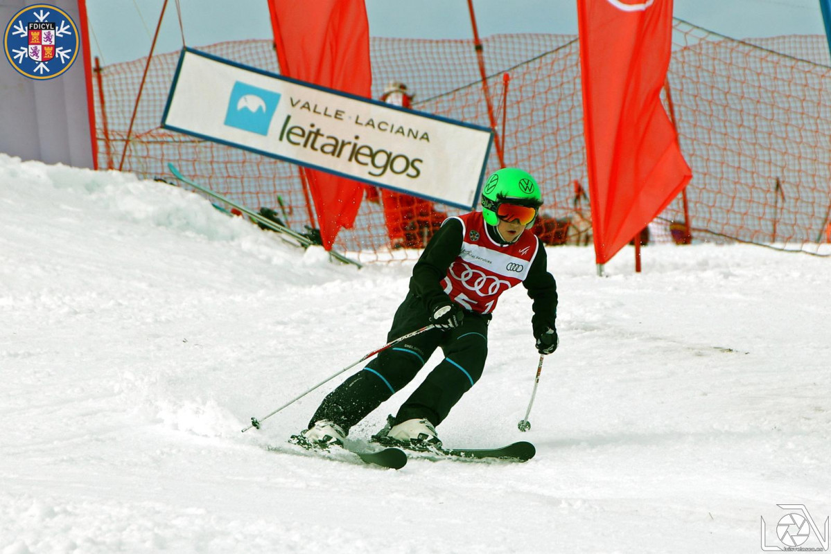 Leones chema blanco campeon cyl esqui alpino Peu00f1anevares Lillo (6)