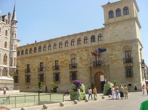 Diputaciondeleonpalacio 10