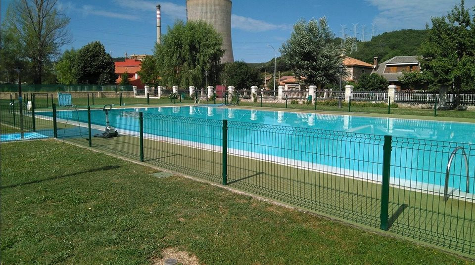 Piscinas municipales velilla