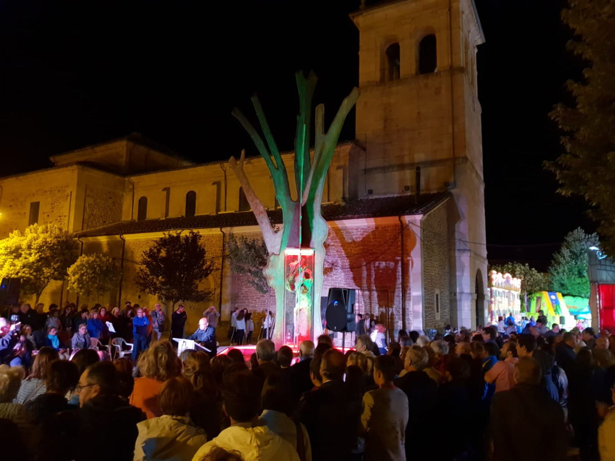 Boñar escultura diario de valderrueda 13