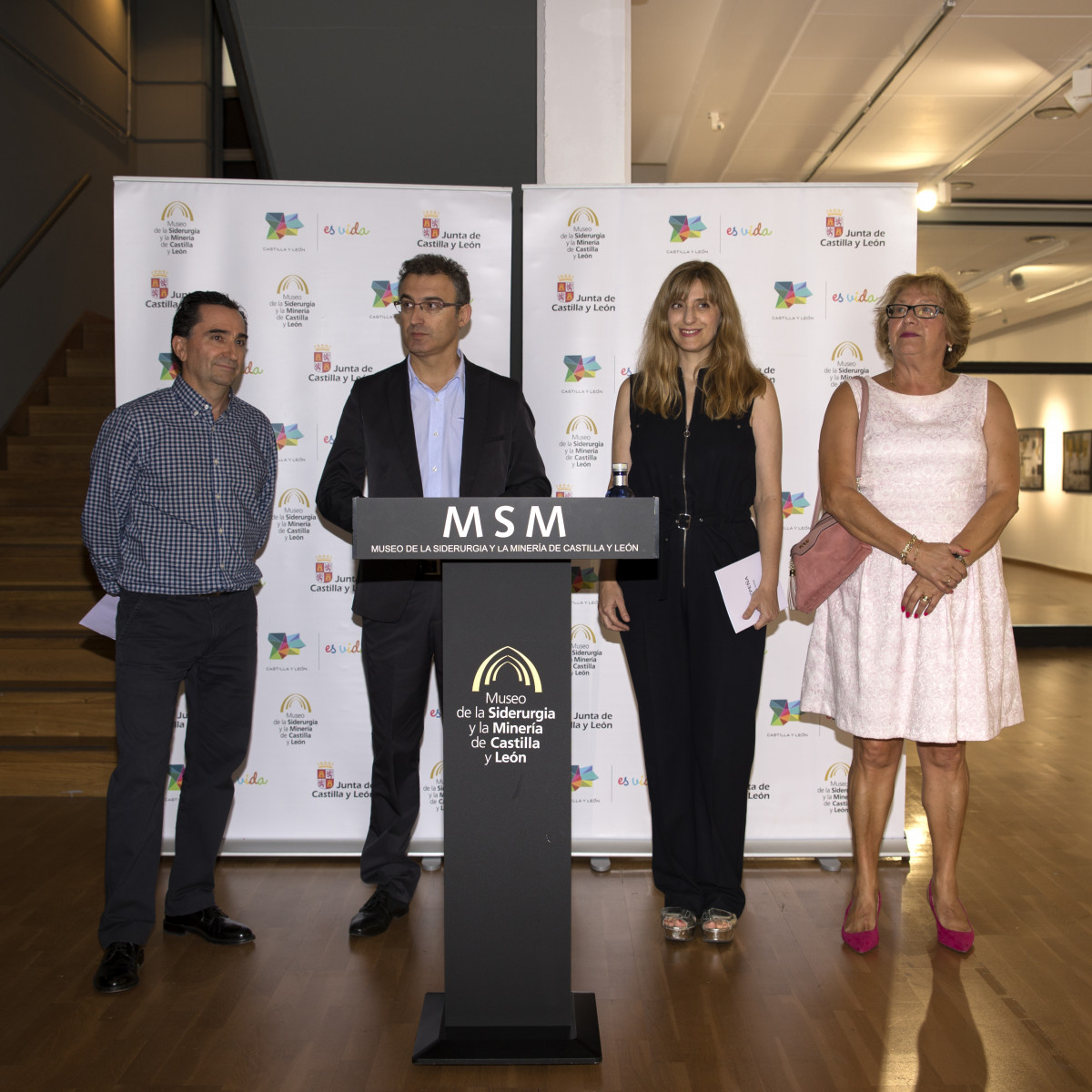 Enrique Guzpeña, Roberto Fernández ,Mar Sancho y Amparo Rodriguez