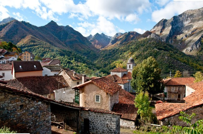 Oseja de Sajambre tus casas rurales