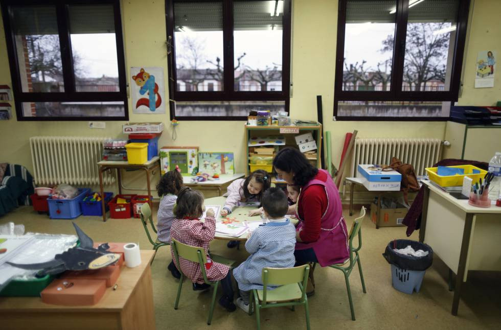 Niños colegio rural leon