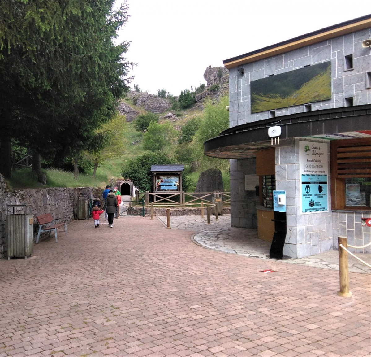 Cueva de valporquero covid 2020