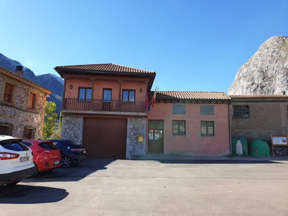 Ayuntamiento de maraña