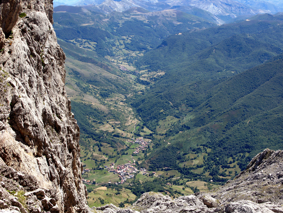 El valle de Valdeón (Posada Prada y Santa Marina) una vez superado el Sedo del Gato