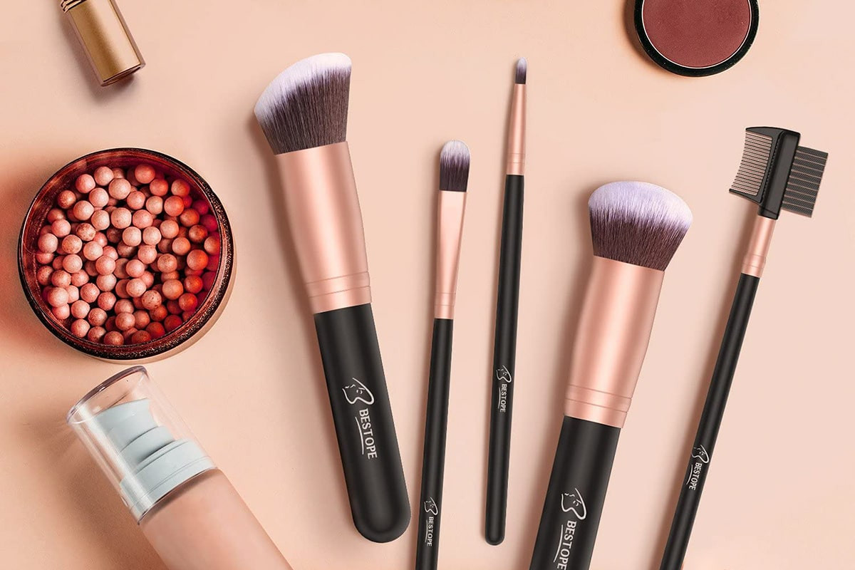 Guia para Comprar las Mejores Brochas de Maquillaje1 min