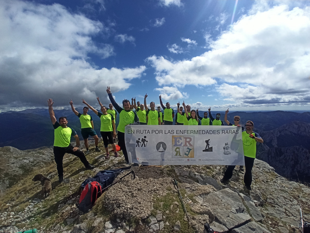 En la cumbre del Yordas. Tercer Reto 2021 En Ruta por las Enfermedades Raras