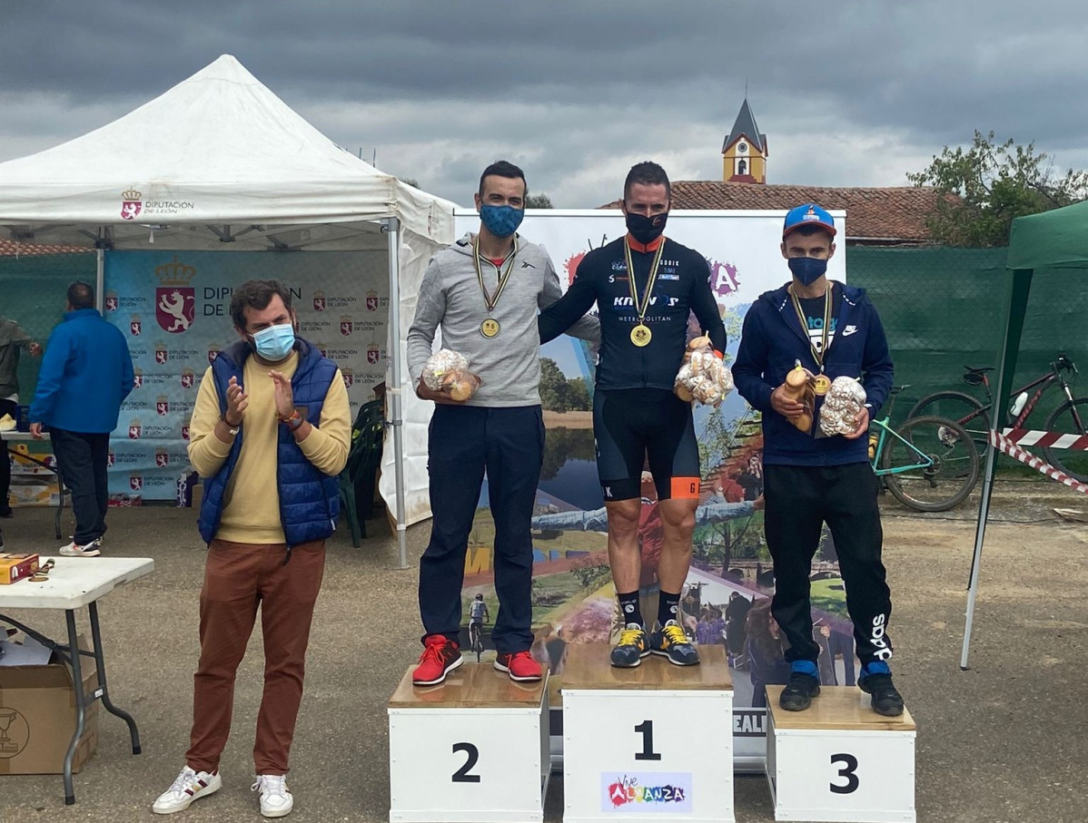 Podium masculino general111