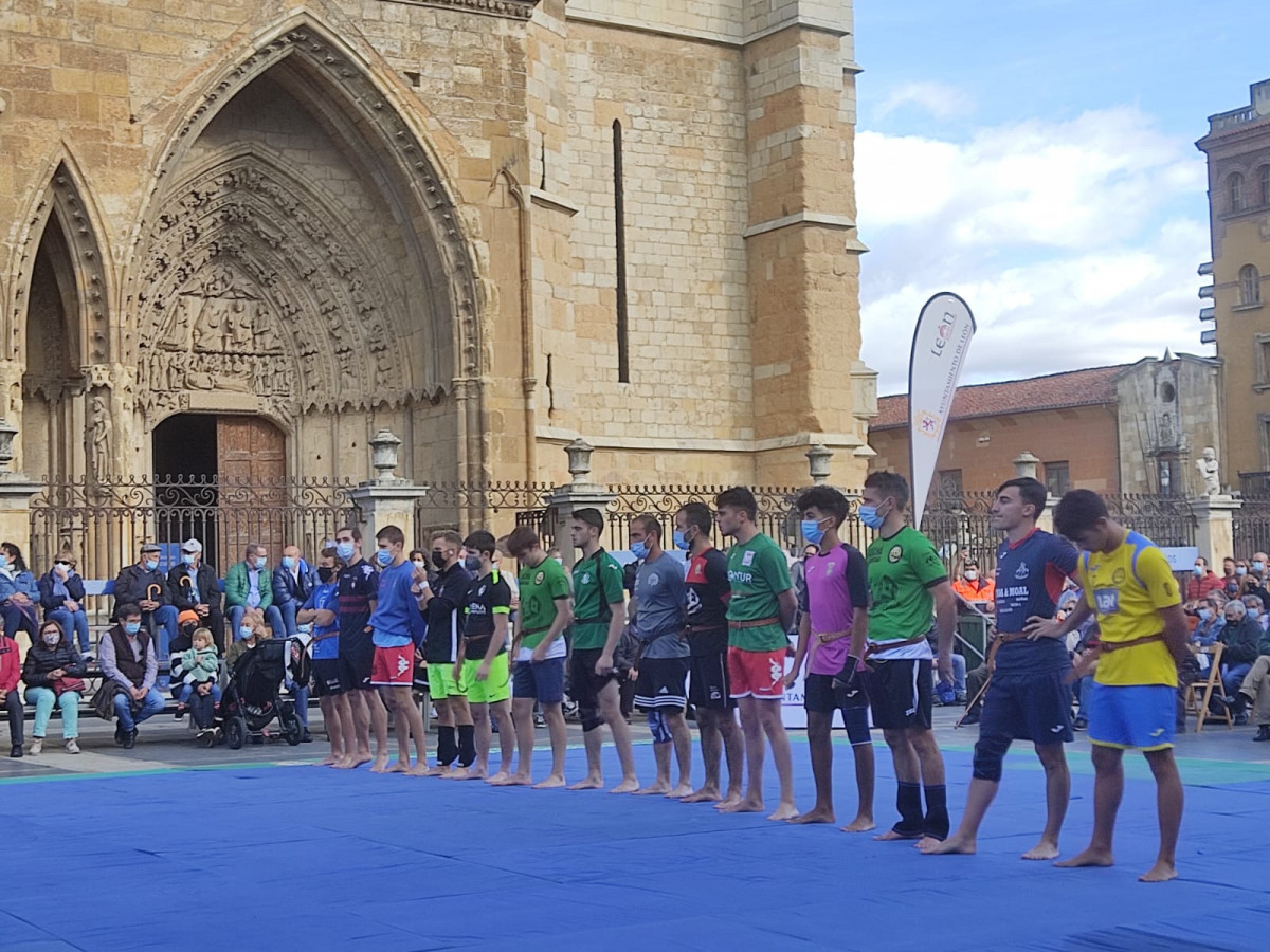 Lucha leonesa san froilan rafa ga 2