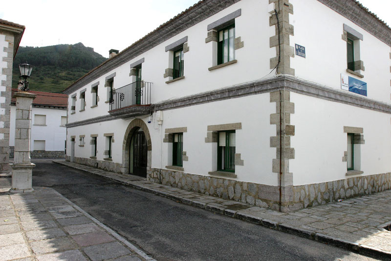 Villamanin albergue