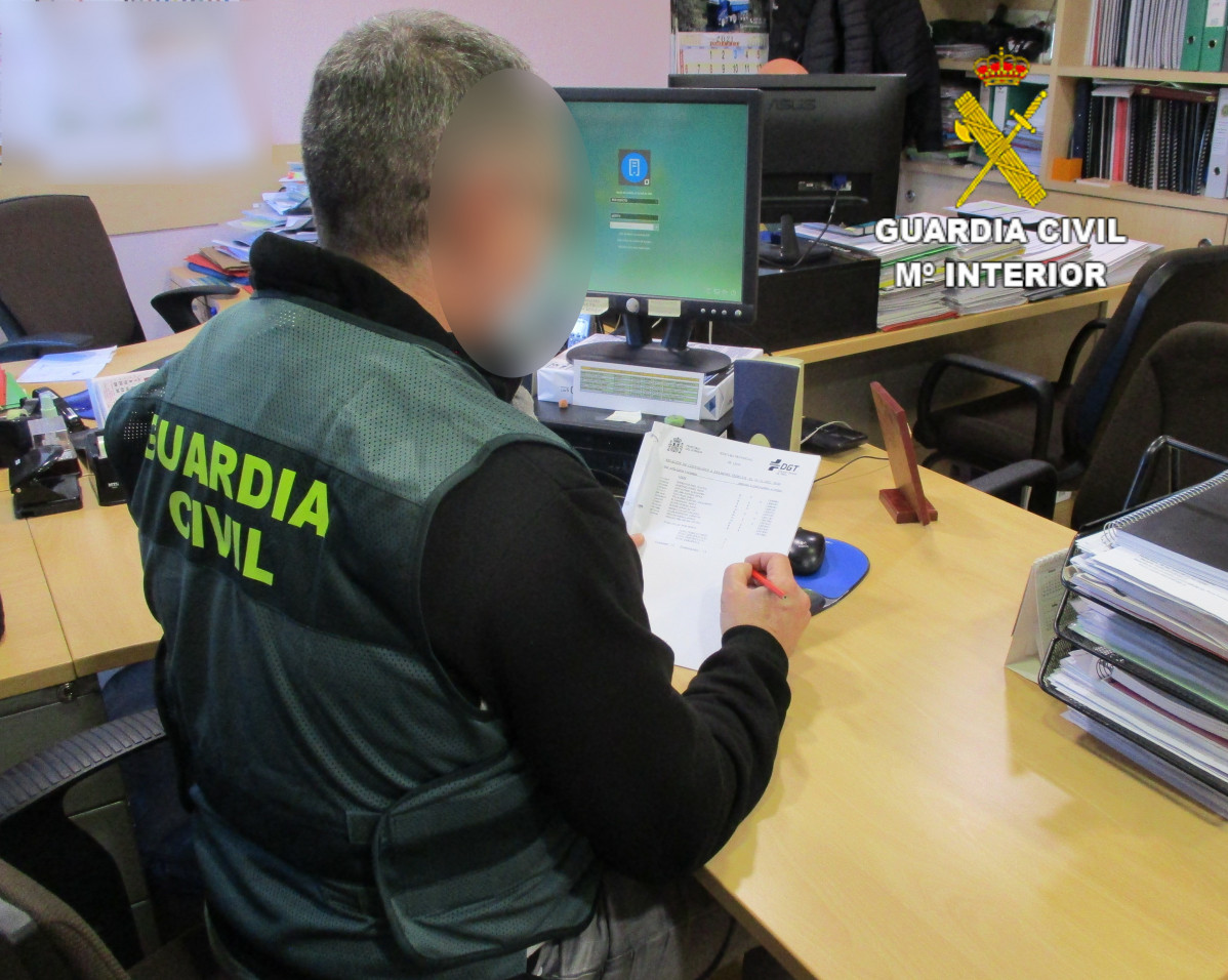 211217 FOTO detenido suplantaciu00f3n identidad. Giat Guardia Civil 