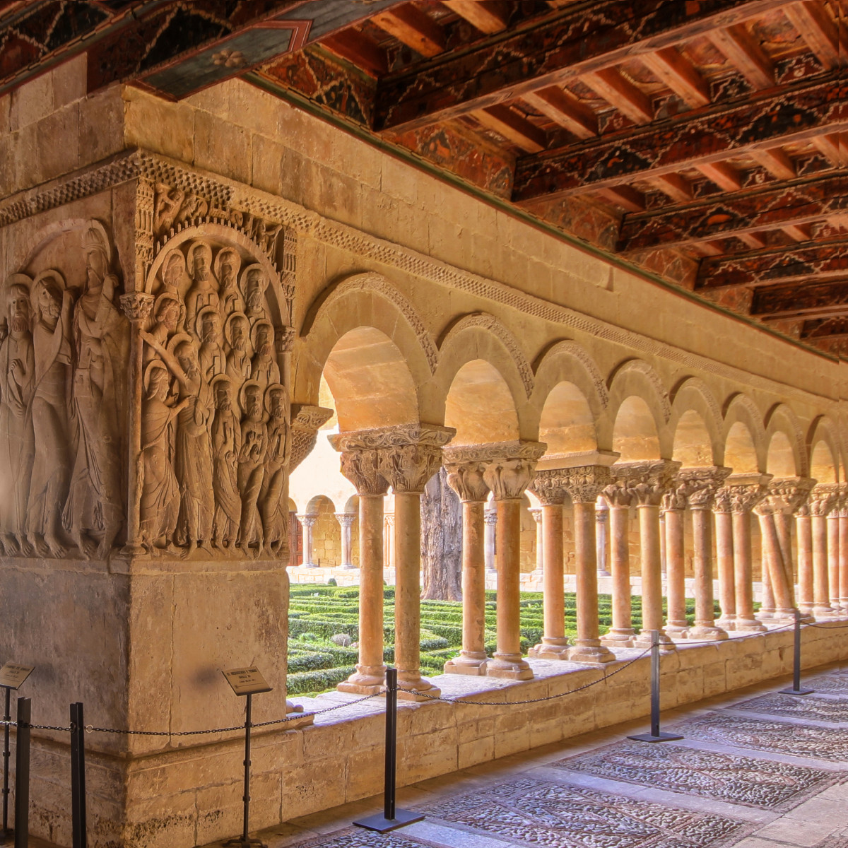 Fsmlr Claustro de Santo Domingo de Silos Roberto Chaverri