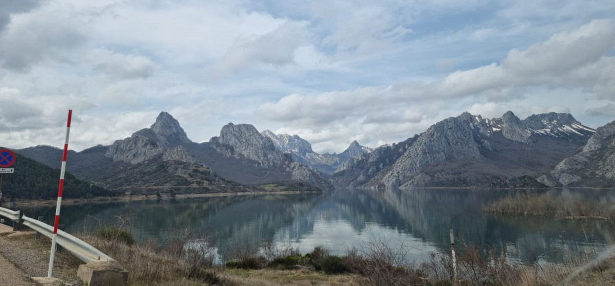 Embalse de riaño marzo 22 ddv 1