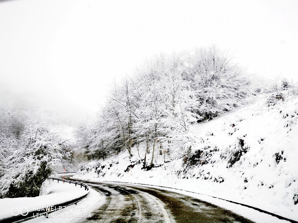 Nieve picos de europa 2022 abril