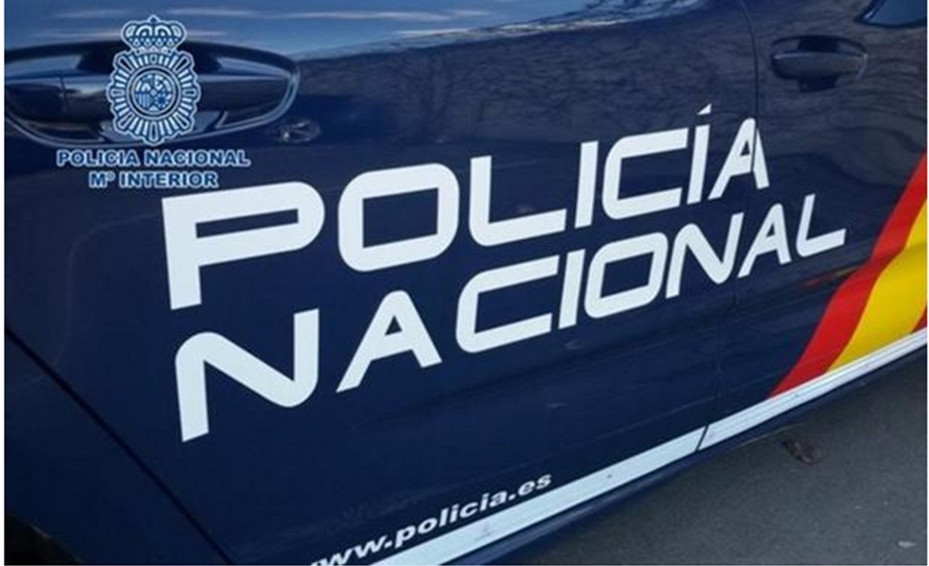 220422 FOTO Detenido  autor Robos con  Violencia. Coche  CNP