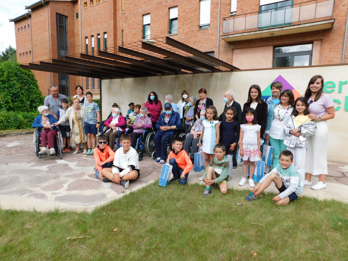 TerceraActividad CosasDeAbuelos Premiados Aguilar2