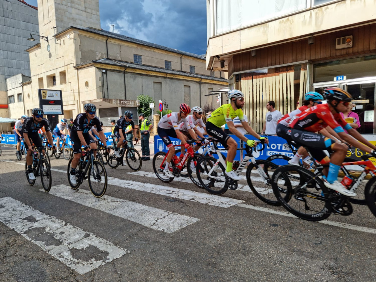 La vuelta 22 cistierna (2)