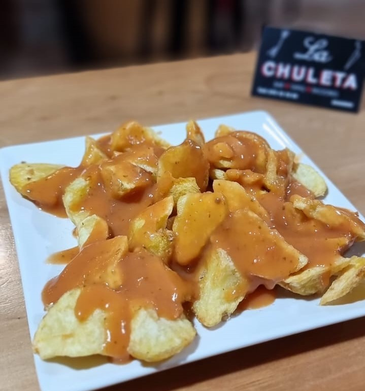 Patatas bravas meson la chuleta 2