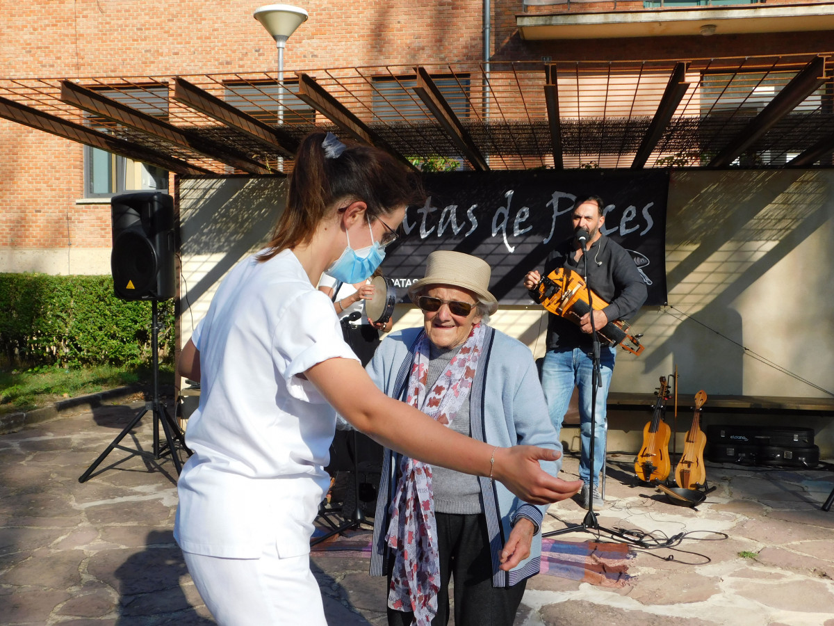 TerceraActividad PatasDePeces Baile2