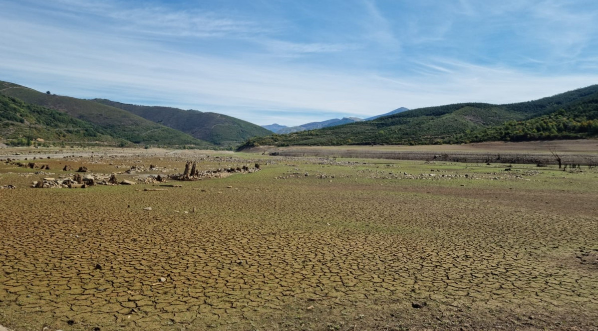 Pantano de riaño sequia septiembre 22 433