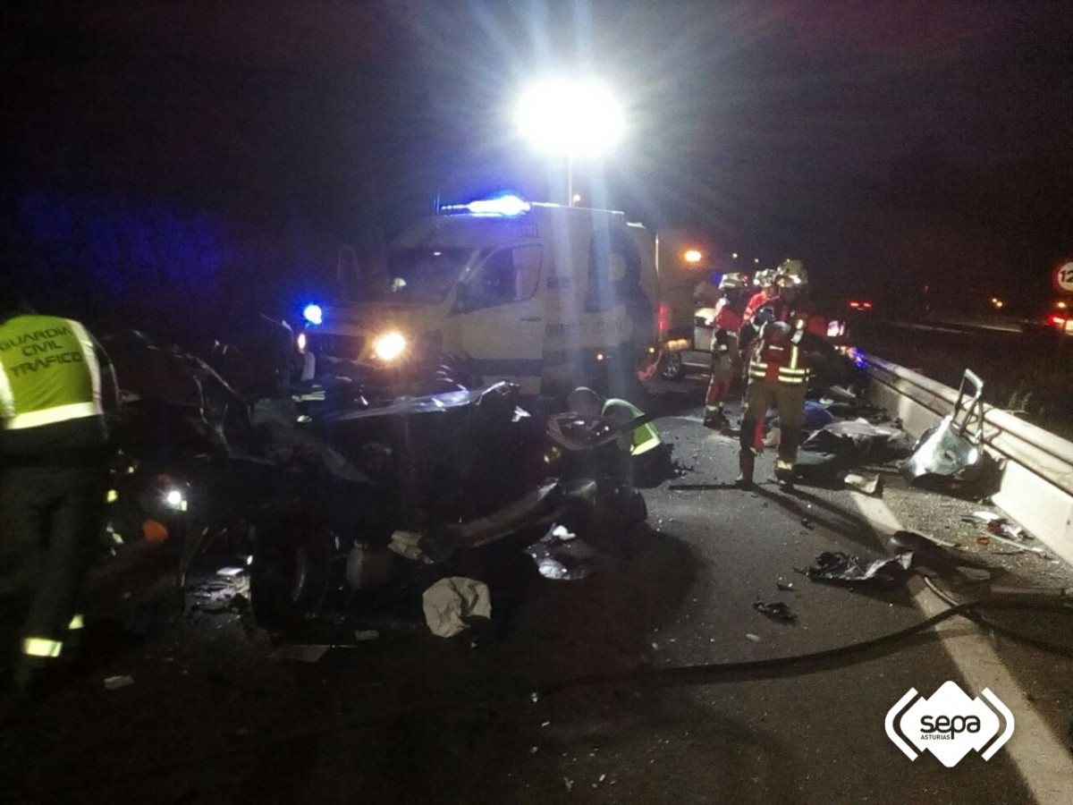 2022.09.21 ACCIDENTE DE TRAFICO EN RIBERA DE ARRIBA 2