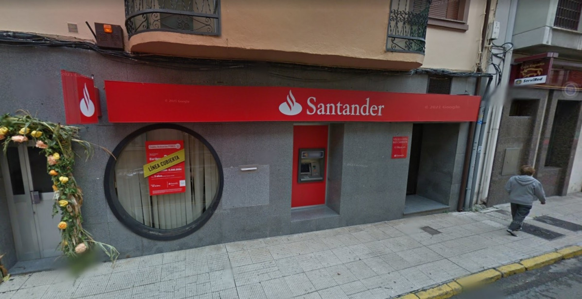 Banco santander velilla del rio carrion