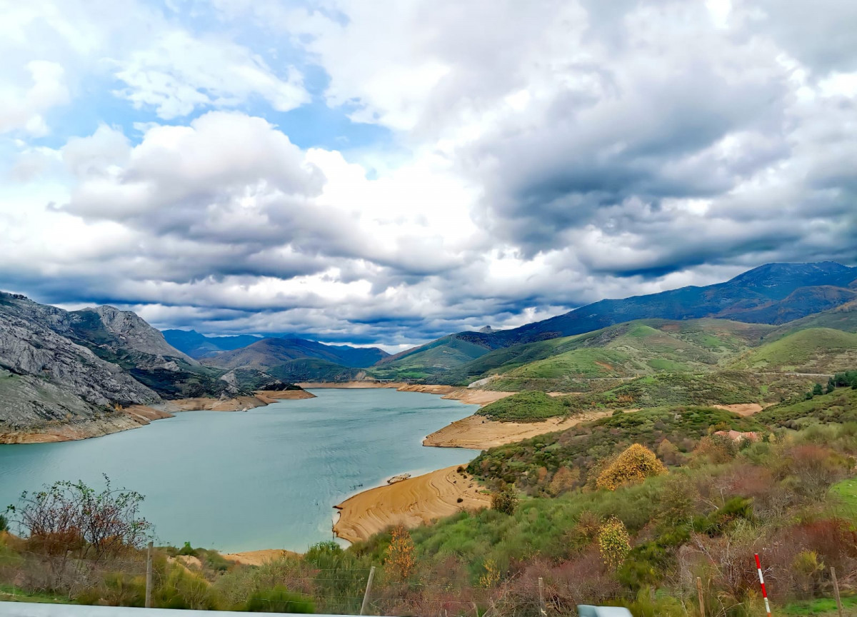 Embalse de riaño noviembre 22