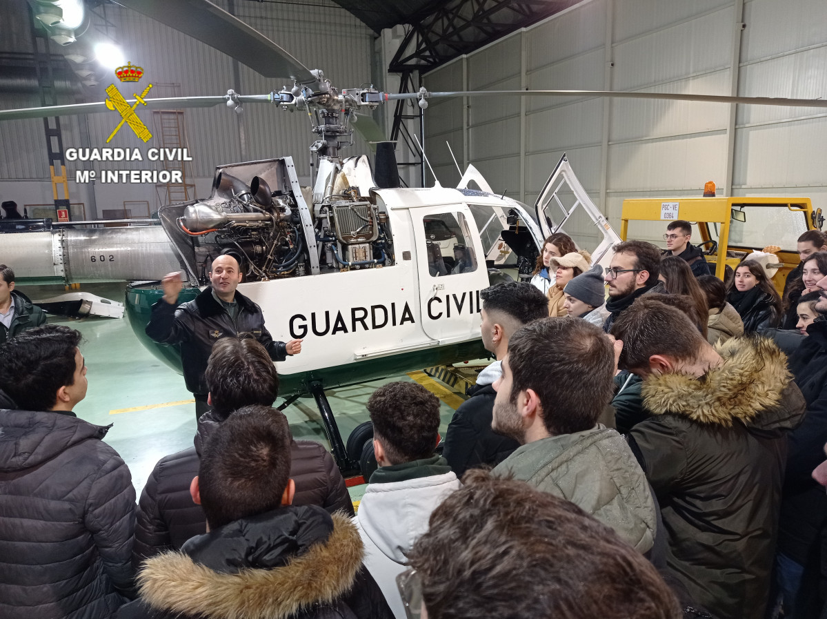 16.12.22Visita Guardia Civil 1jpg