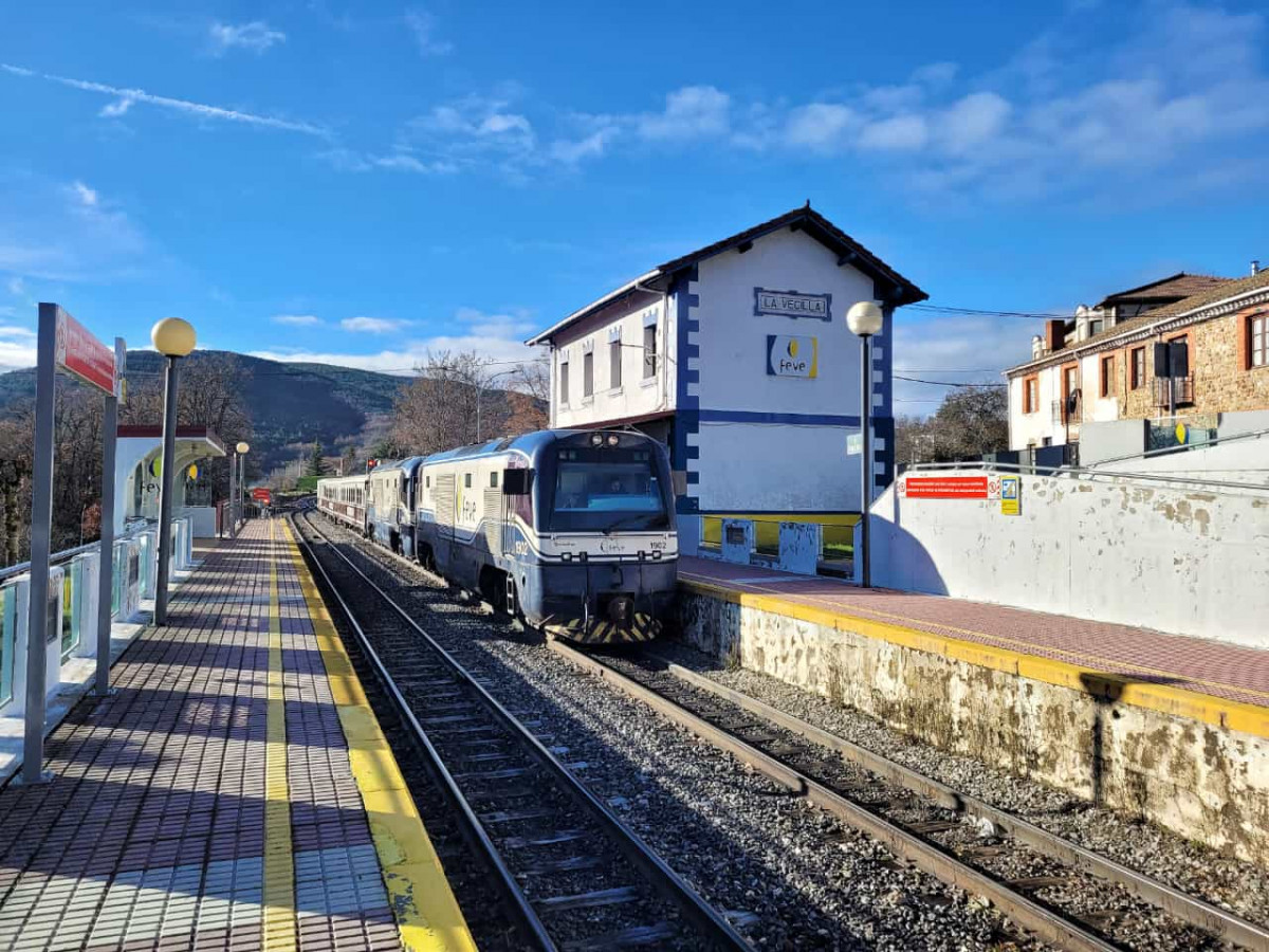 El historico ruta del sabor ferroviario y la mineru00eda Carlos Fernu00e1ndez (3)