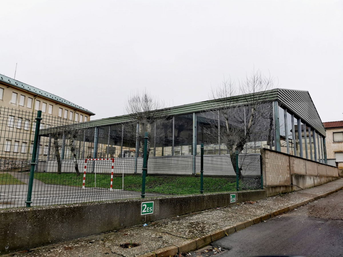 Pista polideportiva ies pablo diez bou00f1ar (2)