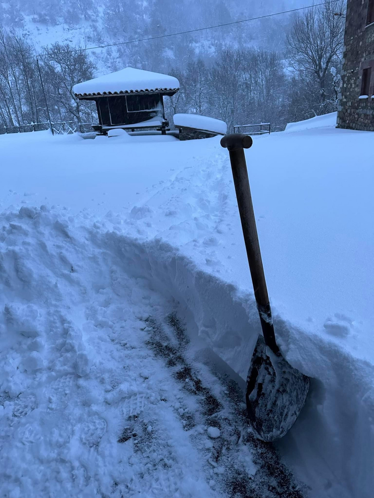 Caldevilla de valdeón mariano rojo nieve enero 2023 1