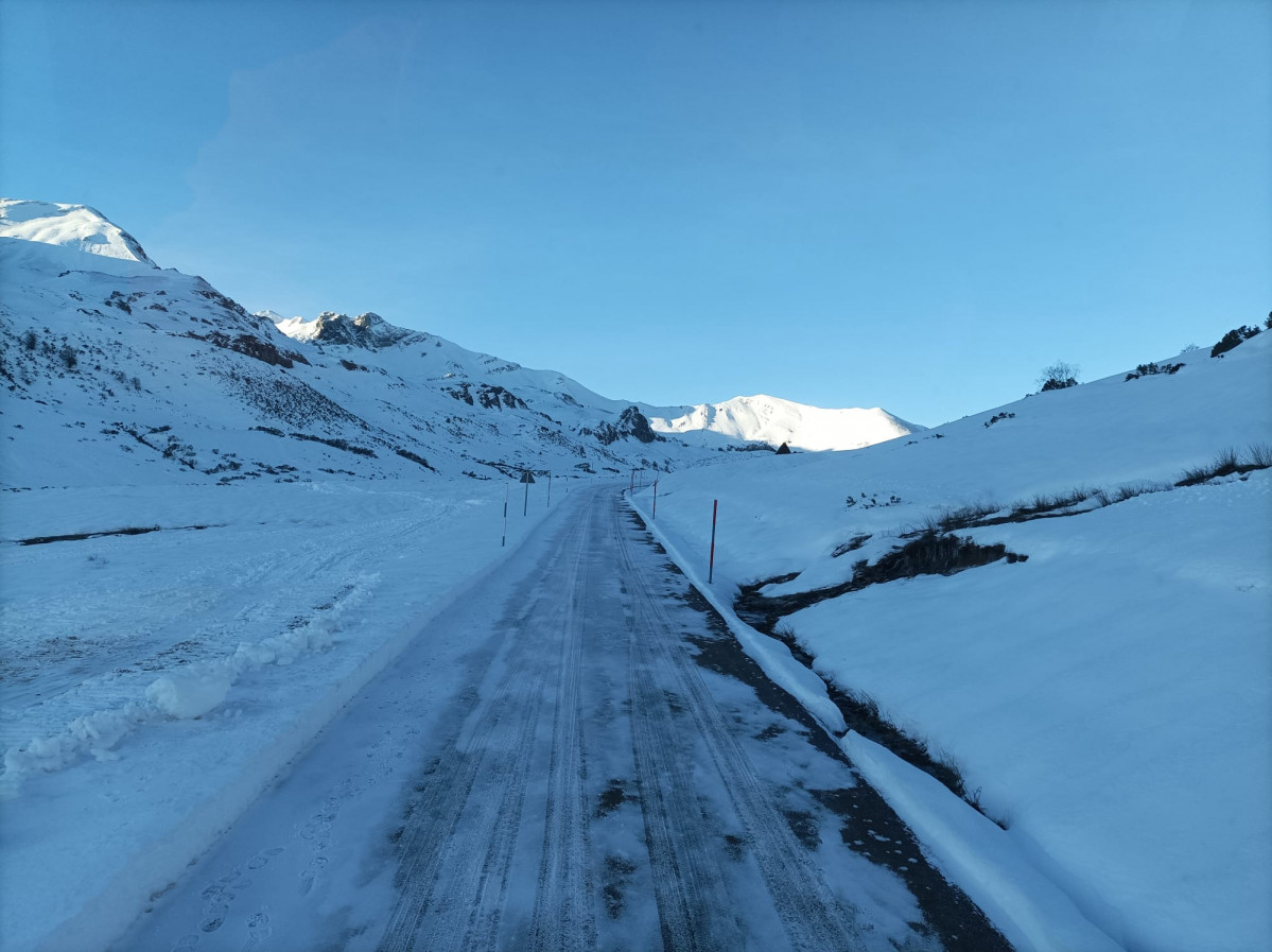 Puerto nieve carreteras enero 2023 1