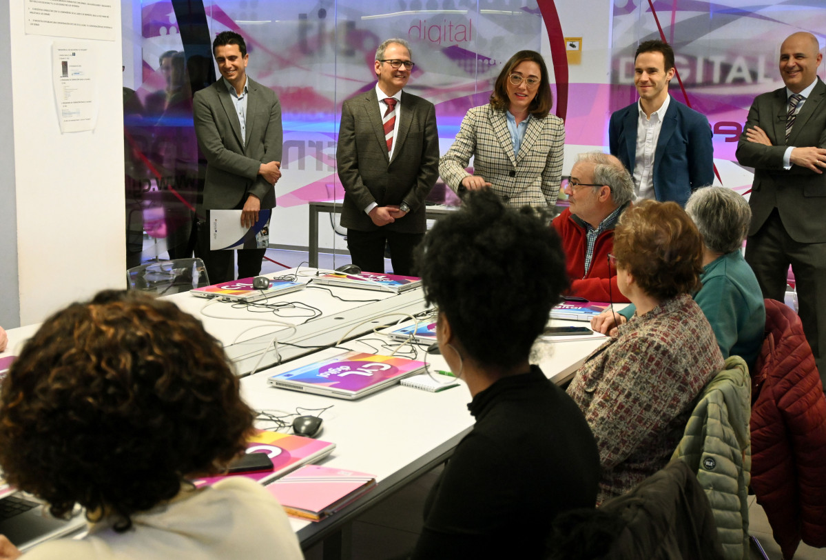 20230215 PRESENTACION ORDENADORES 11