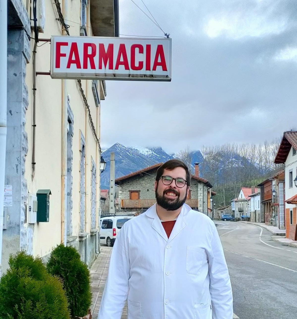 Jorge santos farmacia lario 1