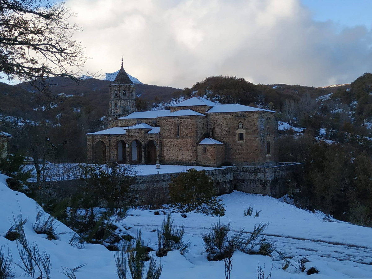 Santuario virgen de la velilla nieve