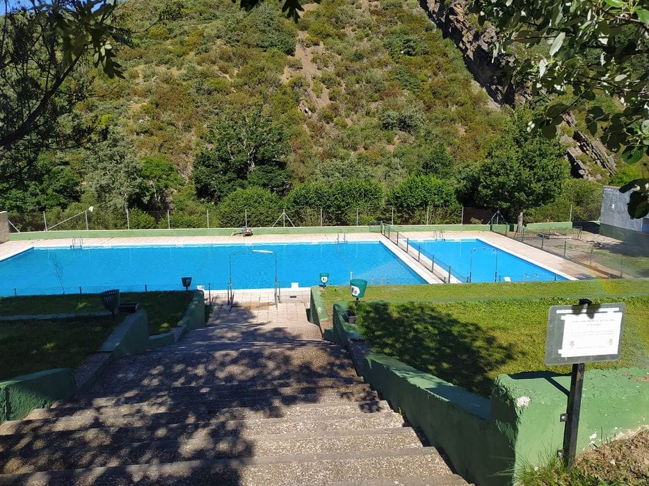 Piscinas barruelo de santullan
