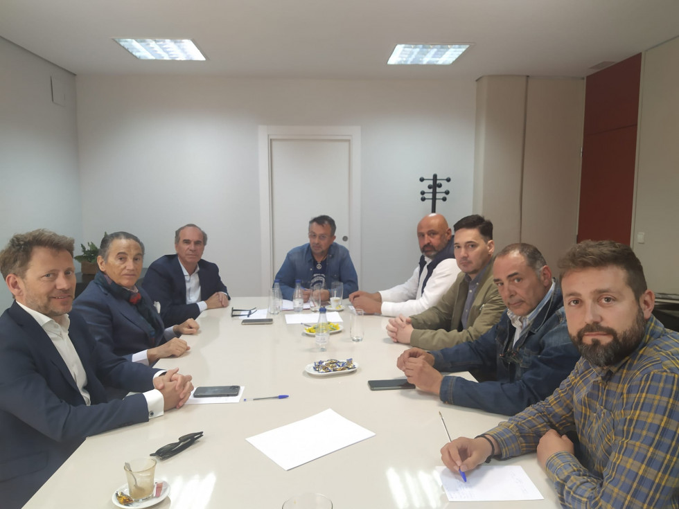 IMG Reunión UGT FELE