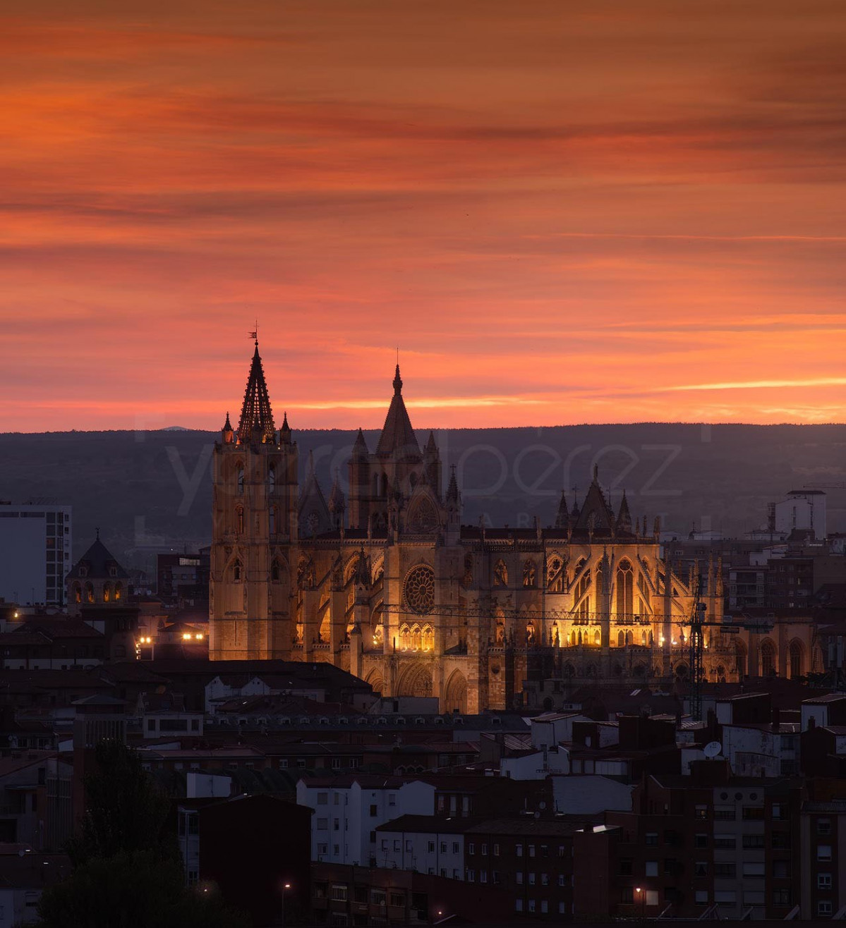 Atardecer catedral de leon yezrael perez (2)