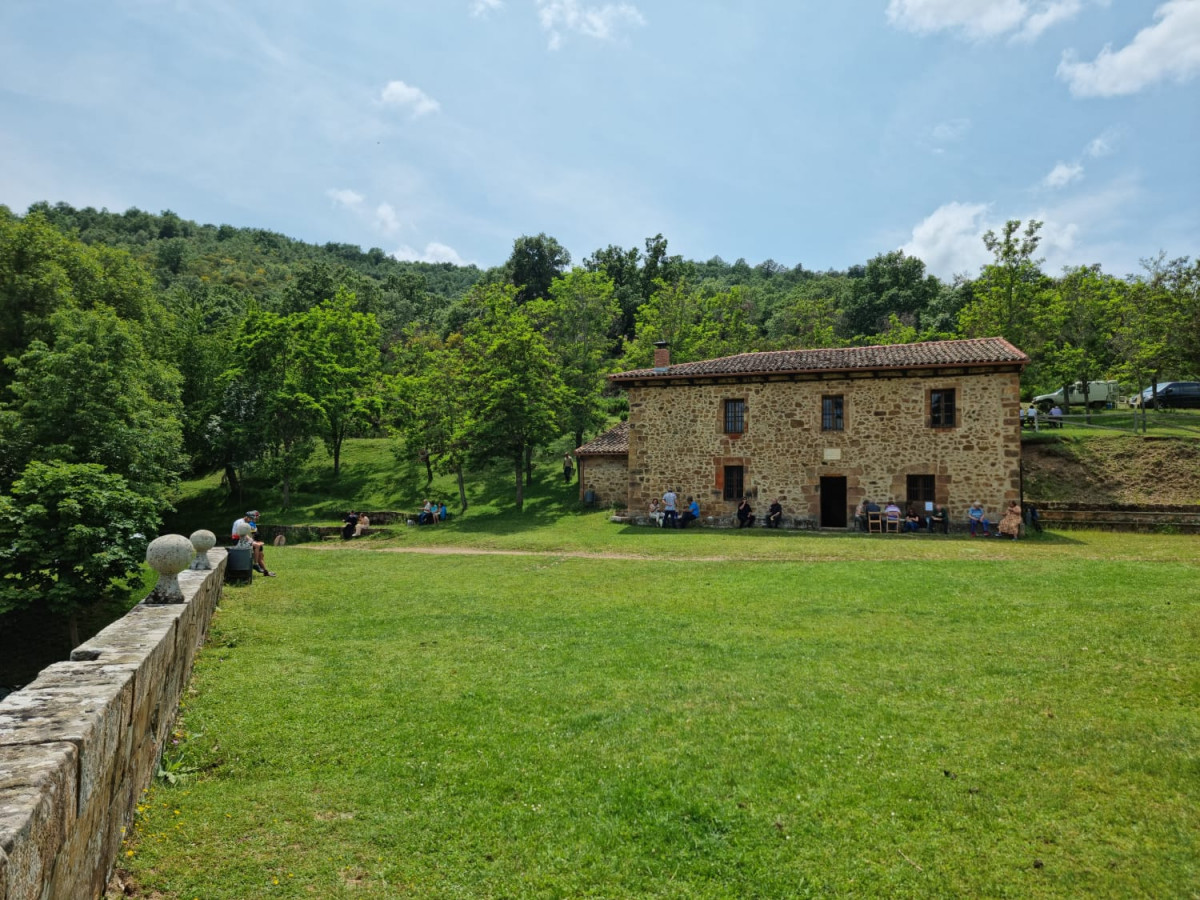 Santuario de la velilla   romeria prado y cebanico 2023 7