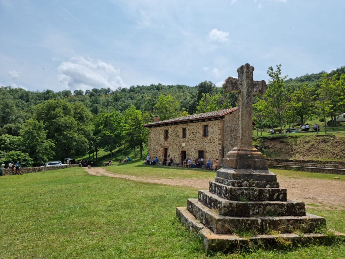 Santuario de la velilla   romeria prado y cebanico 2023 6