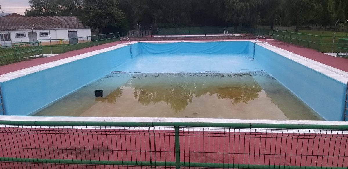 Piscina Gradefes