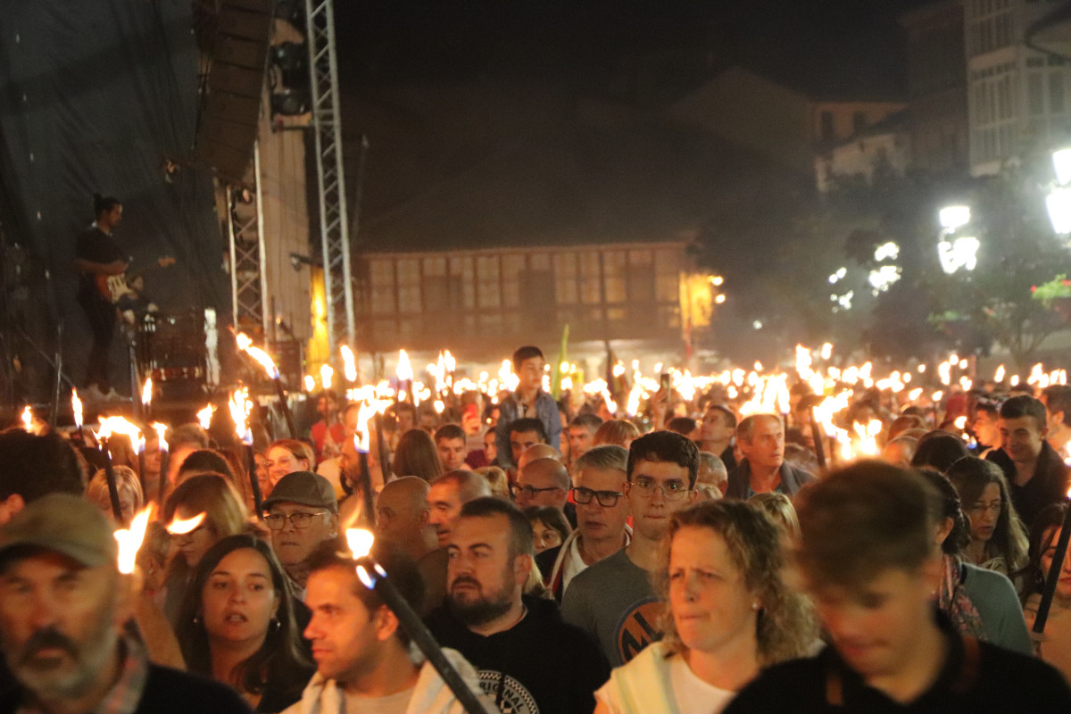 Fiestas de san juan y san pedro 2023 aguilar de campoo (7)
