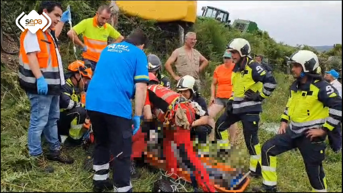 2023.06.25 ACCIDENTE TRACTOR EN ALLANDE
