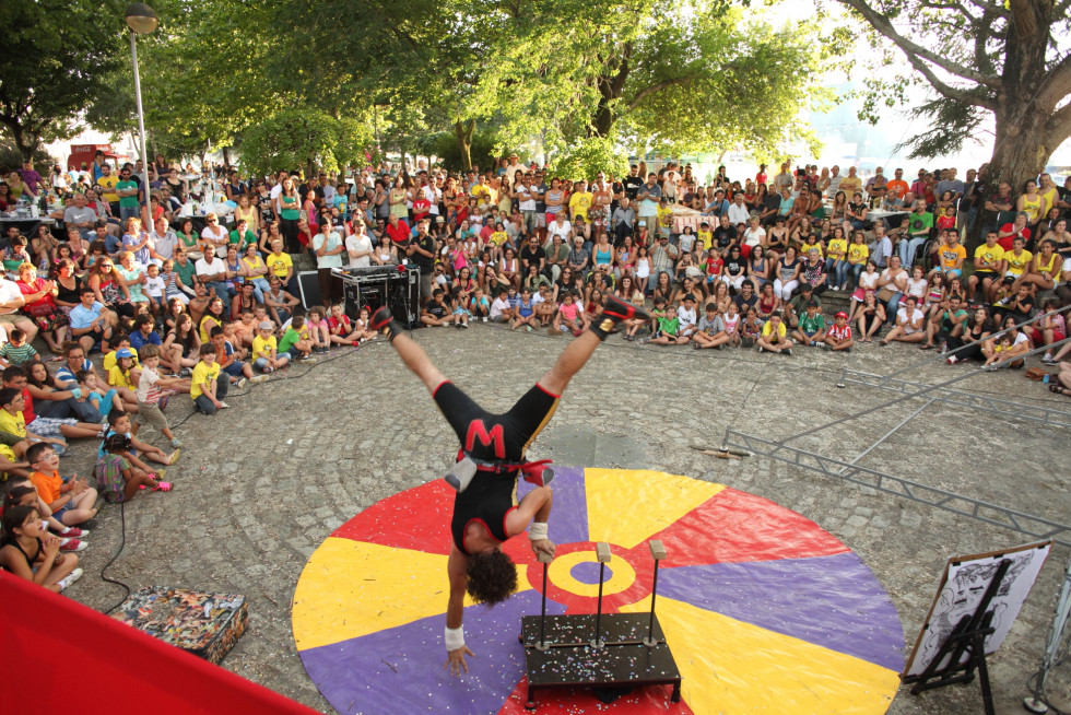 Circando circo magia malabares