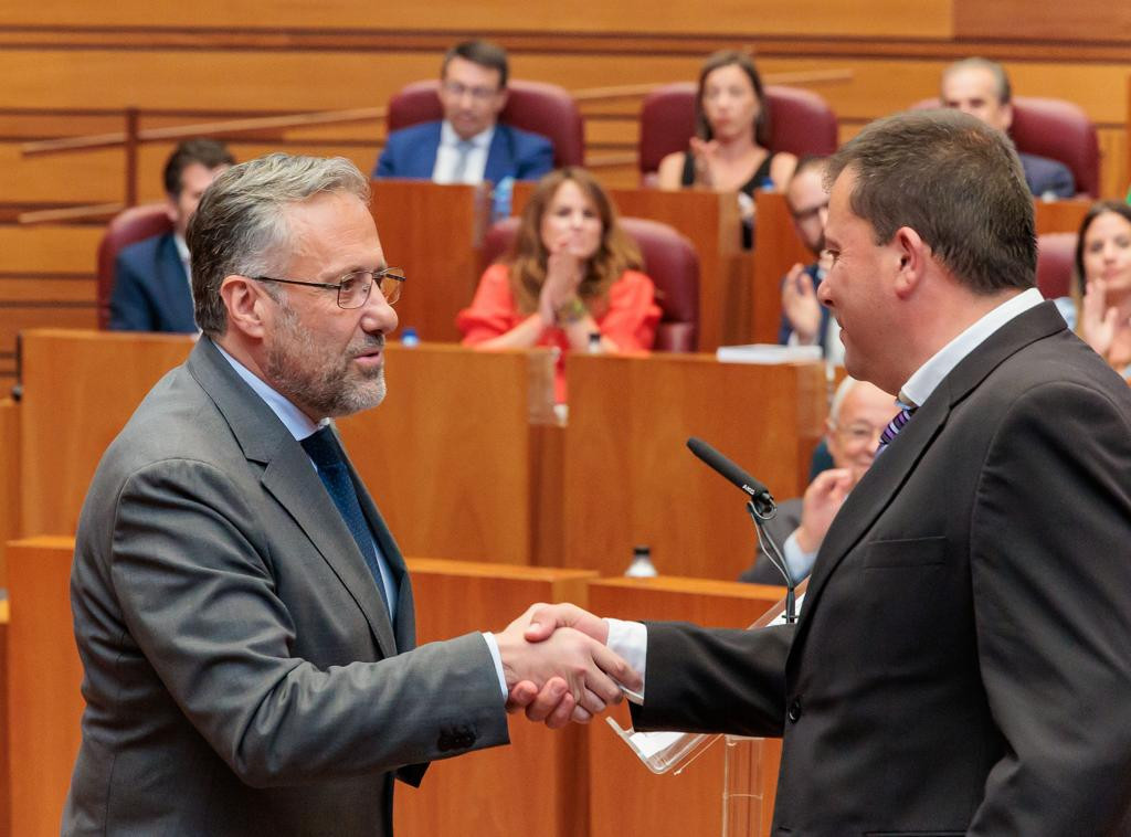 Investidura procurador antonio mendoza alcalde oseja