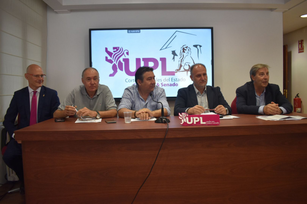 Rueda prensa upl